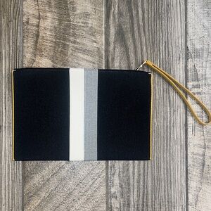 NWOT Rothy’s Black and White Wristlet with Yellow Trim 11.5”x7.5”x9”.